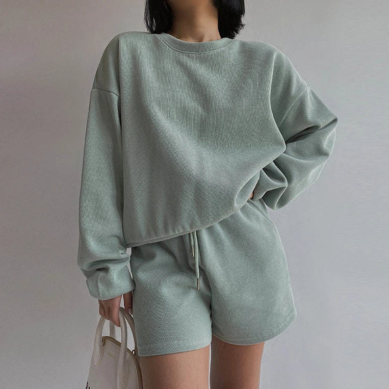 Custom Logo Embroidery Women Pullover Cotton Hoodie and Shorts 2 Piece Set Hoodie and Shorts Gym Set Women