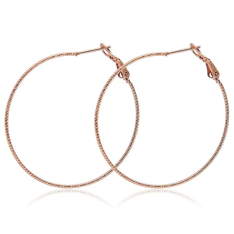 Wholesale 1mm Women's 18k Gold Stainless Steel Large Hoop Earrings 30 to 50MM Big Circle Smooth Fine Hoop Earings