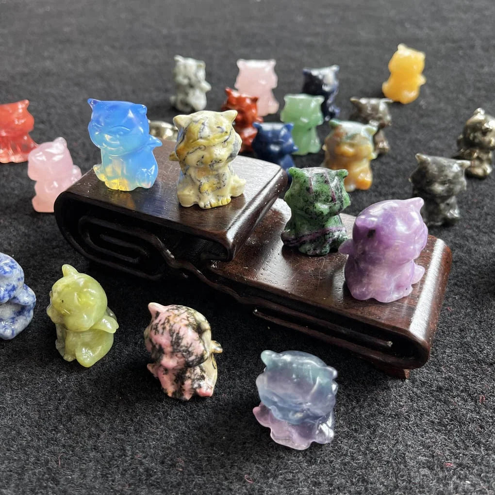 Natural Crystal Carved Mini Tiger Yellow Duck Penguin for Gift
