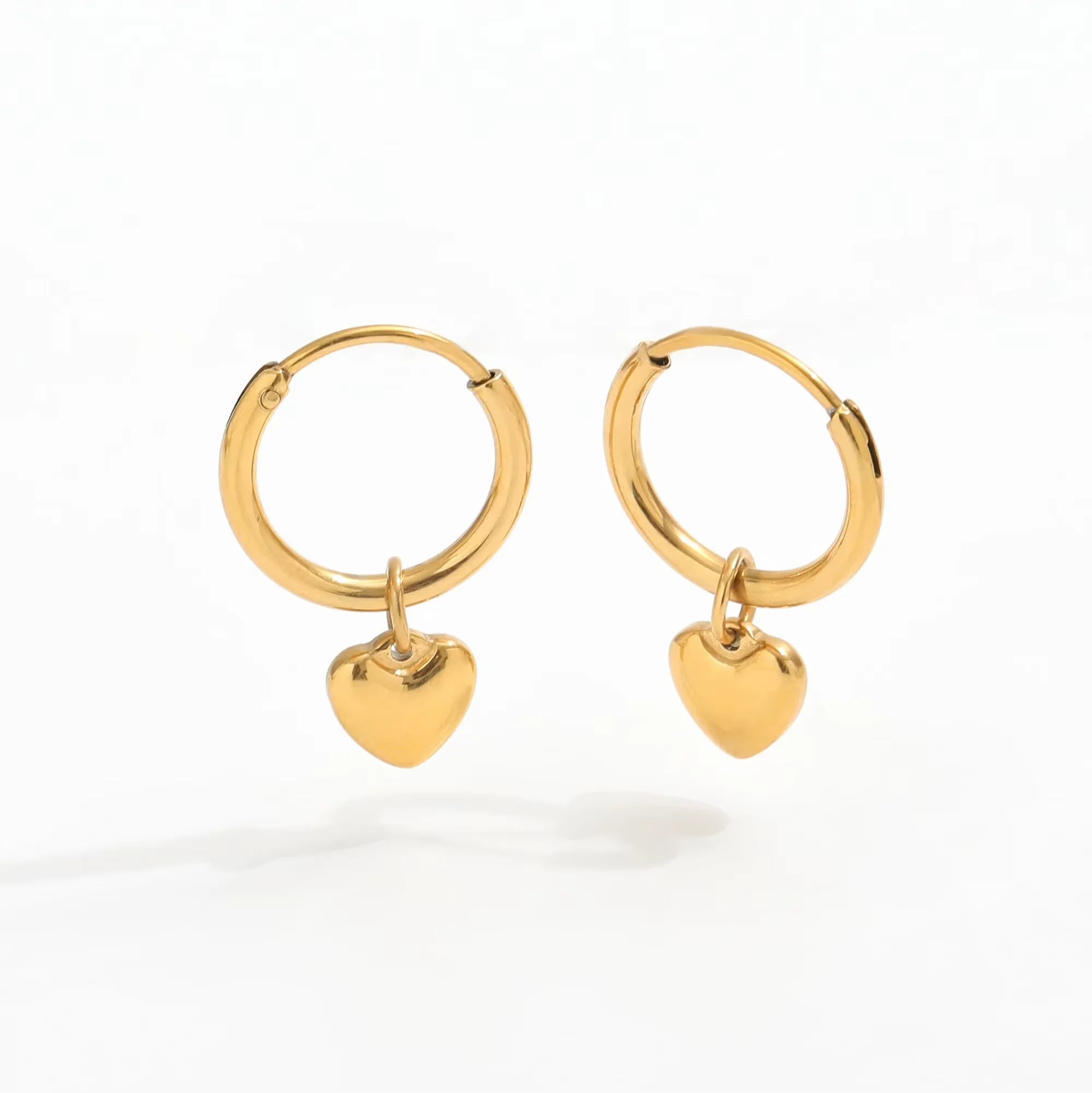 Fenny 18K PVD Plated Wholesale Waterproof&Tarnish Free Hollow Love Heart Stainless Steel Huggie Earring for Women