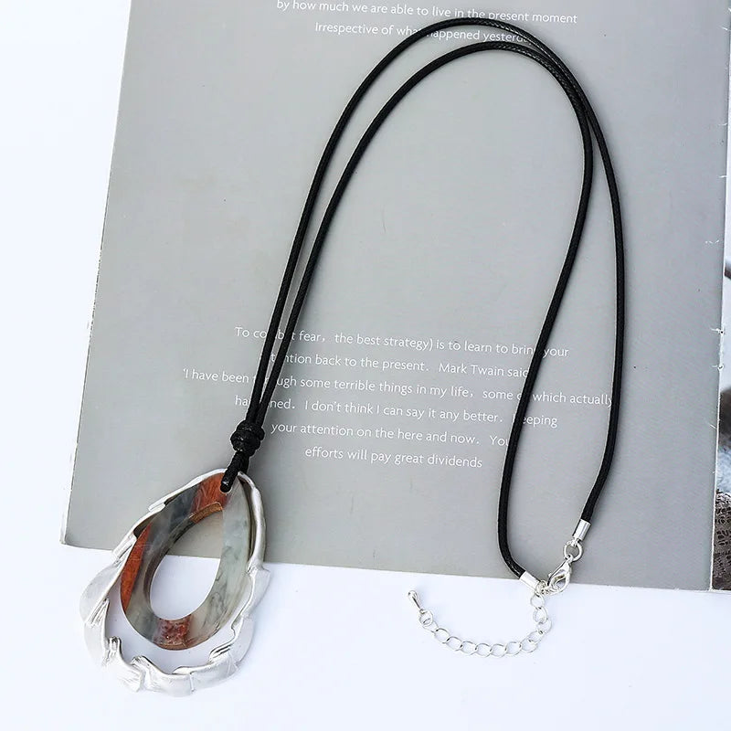 TongLing Necklace Fashion Irregular Geometric Alloy Round Pendant Women's Black Strand Sweater Necklace
