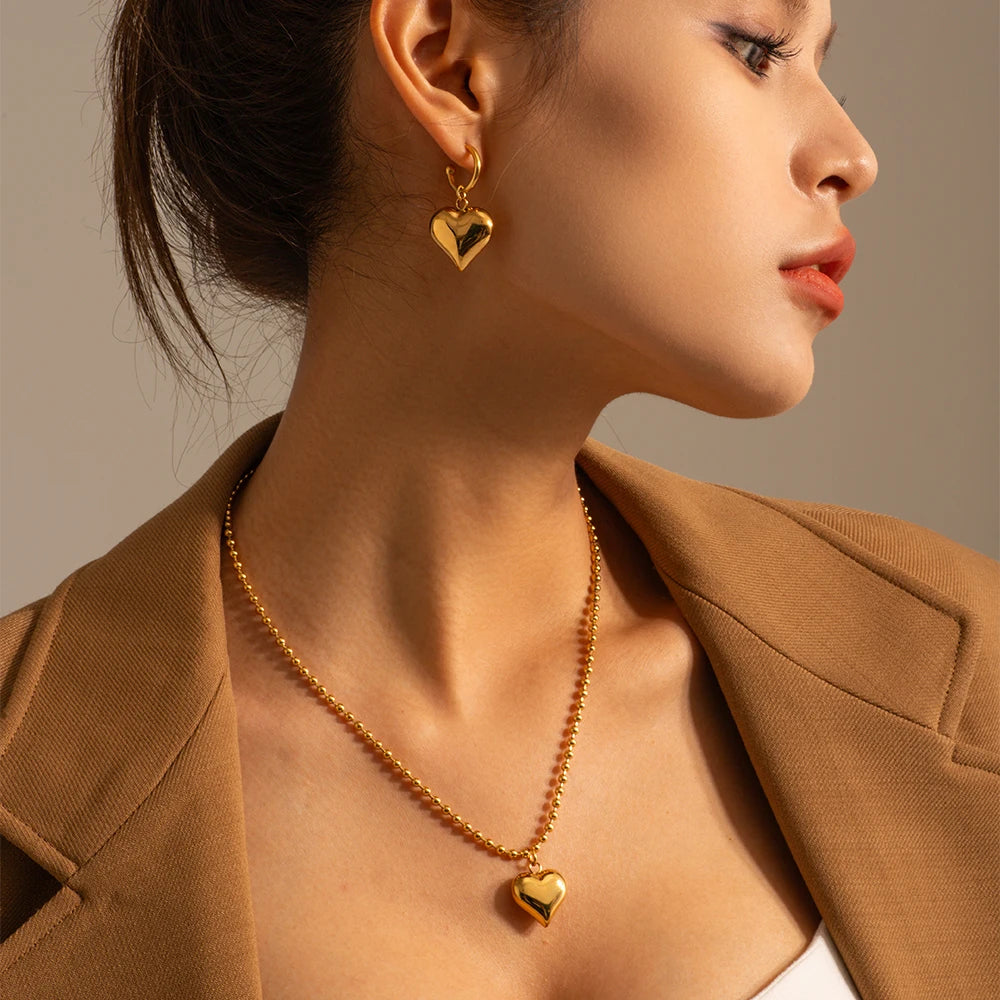 J&D 18K Gold Plated Stainless Steel Gift Beaded Chain 3D Dimensional Chunky Heart Pendant Sweater Necklace
