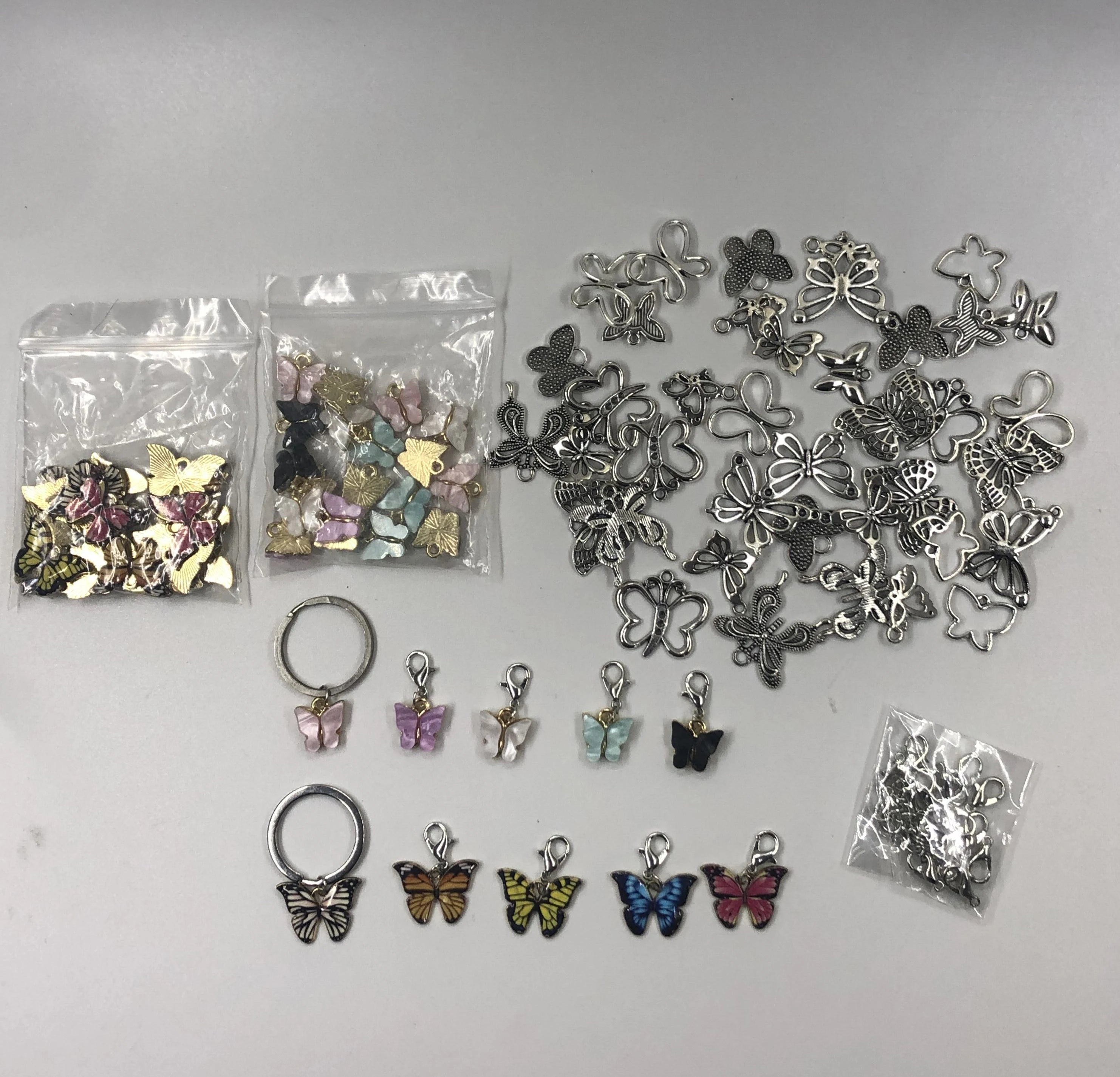 Modern DIY Handmade Accessories Factory Wholesale Acrylic Metal Butterfly Charms for Bracelets Necklaces for Handcrafted Jewelry