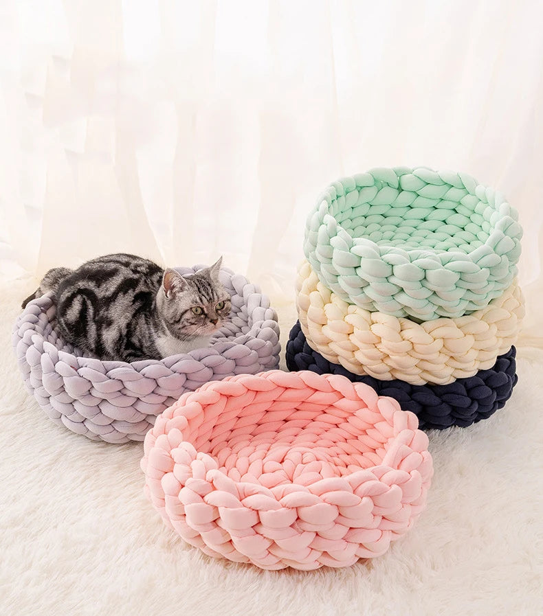 Donut Cat and Dog Bed Machine Washable Plush Anti-Slip Round Cuddle Comfort Pet Bed with Solid Pattern