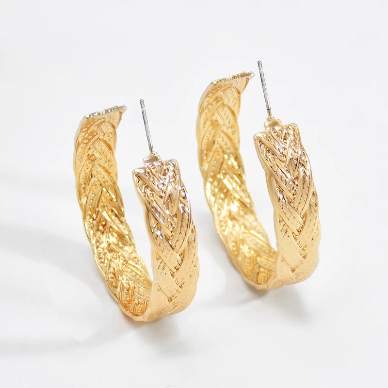 European Geometric Design Gold Plated Alloy Hoop Earrings Fashionable C Shaped Drop Hot Sale with Personality