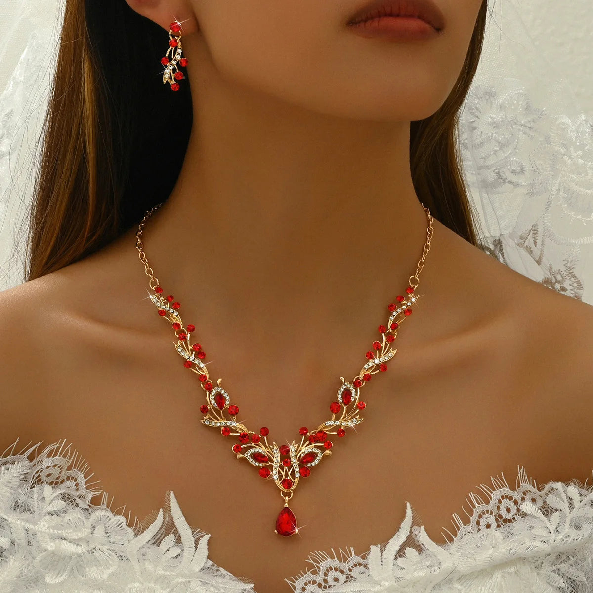 Gorgeous Rhinestone Crystal Jewelry Set  Wholesale Accessories for Brides and Prom Queens Across Europe & America