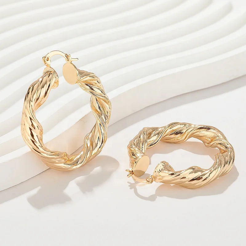 Imitation Jewelry Hoop Earrings Trendy Twisted Piece Oil Drop Copper Alloy 18K Gold-Plated Zircon Women'S Jewelry Gift