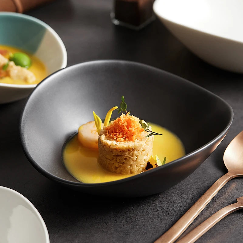 Irregular Shaped Glossy Glaze Dinnerware Handmade Ceramic Snack Bowl Porcelain Dishes  Dinnerware Glazed Bowls Plates for Salad