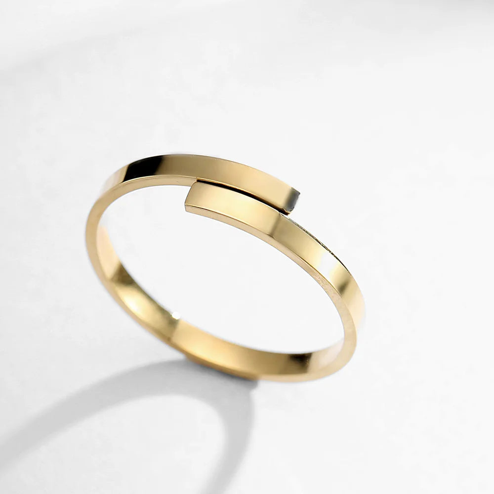 EManco Trendy Princess Cut Adjustable Open Rings Stainless Steel 14K Gold Plated Custom Engraved Jewelry