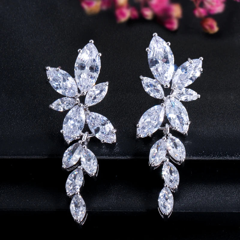 Hot Sale Zirconia CZ Crystal Dangle Drop Earring Shiny Leaf Shape Wedding Bridal Flower Leaves Earrings Jewellery for Women