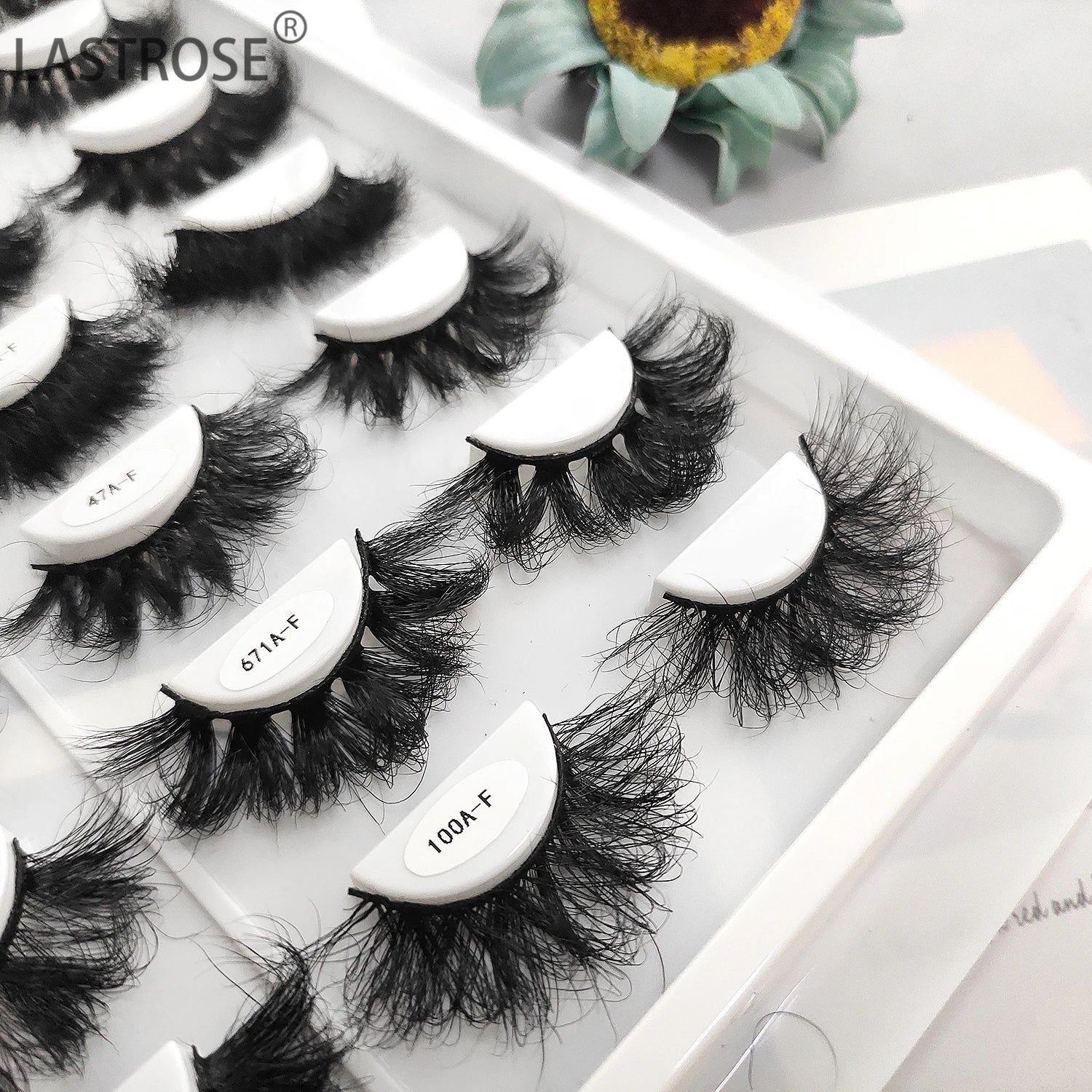 Latest Model 25MM Russian Curl Mink Eyelashes Self-Adhesive Long Strip Eyelashes Wholesale Vendor Packaging for Eye Makeup