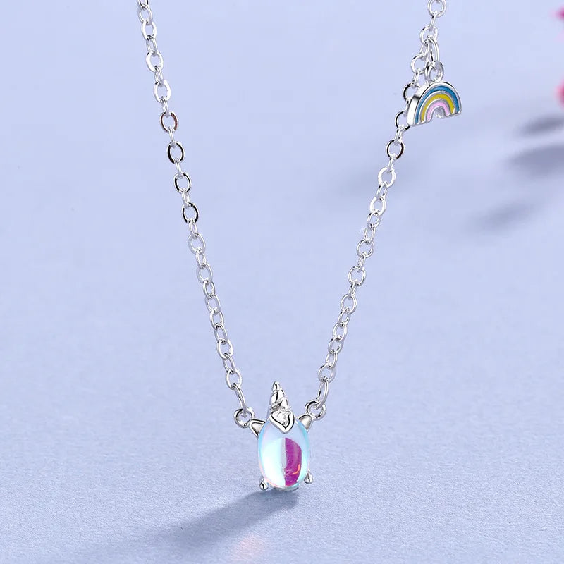 Silver Plated White Moonstone Unicorn Pendant Necklaces Luxury Women Fashion Jewelry Clavicle Chain Short Necklace