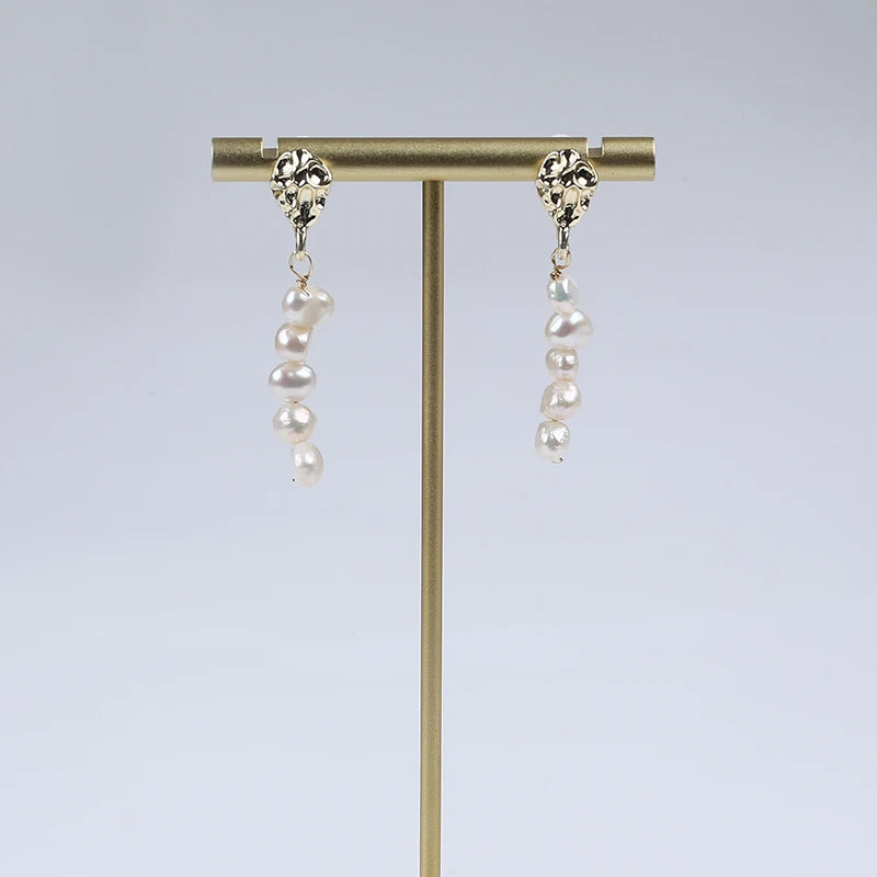 Wholesale Sample Design 5-6mm White Baroque Pearl Earring for Women Earrings