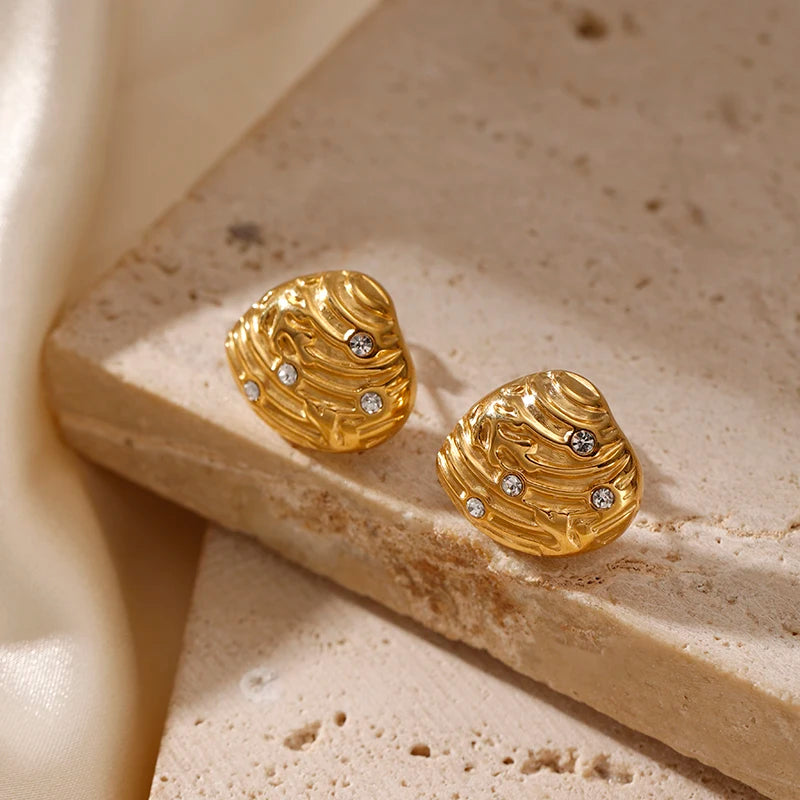 Wholesale 18k Gold Plated Non Tarnish Stainless Steel Fashion Ocean Collection Shell Series Stud Earrings for Women Jewelry