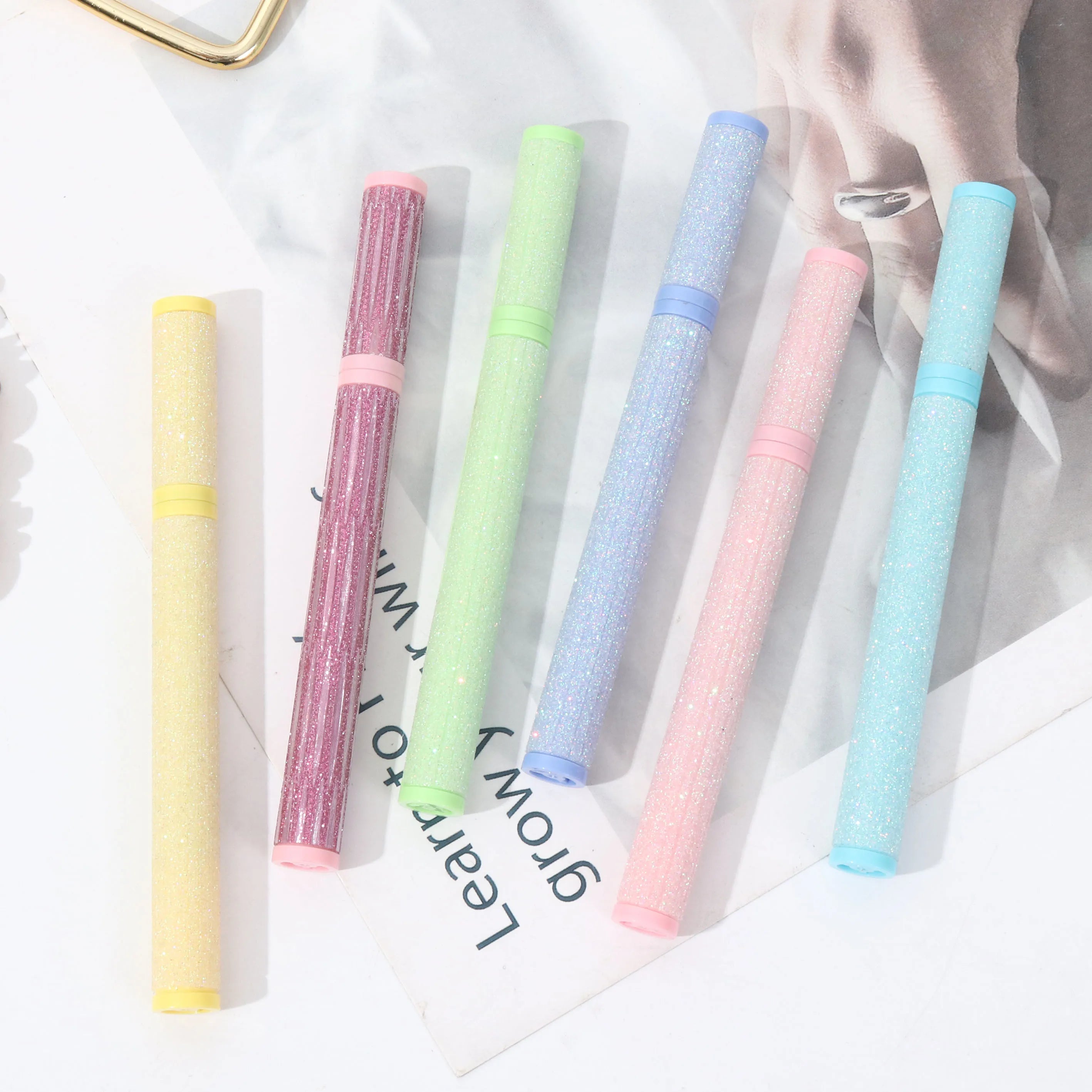 New Private Label Magic Eyeliner Pencil Long Lasting Waterproof Adhesive Liquid Eyeliner Chemical Ingredient
