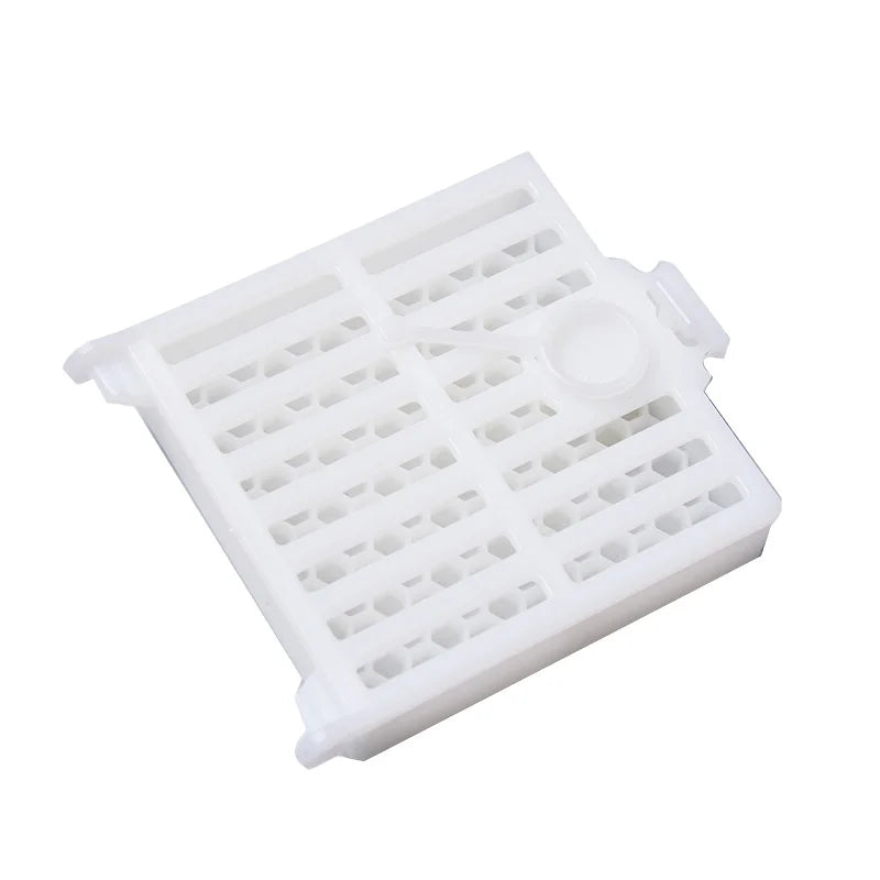Wholesale Beekeeping Tools Cell Protector Cage Post Queen Cages