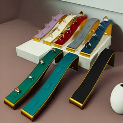 New Style 4 Holders Horizontal Metal Jewelry Ring Display Rack for showcase for Jewellery Shop