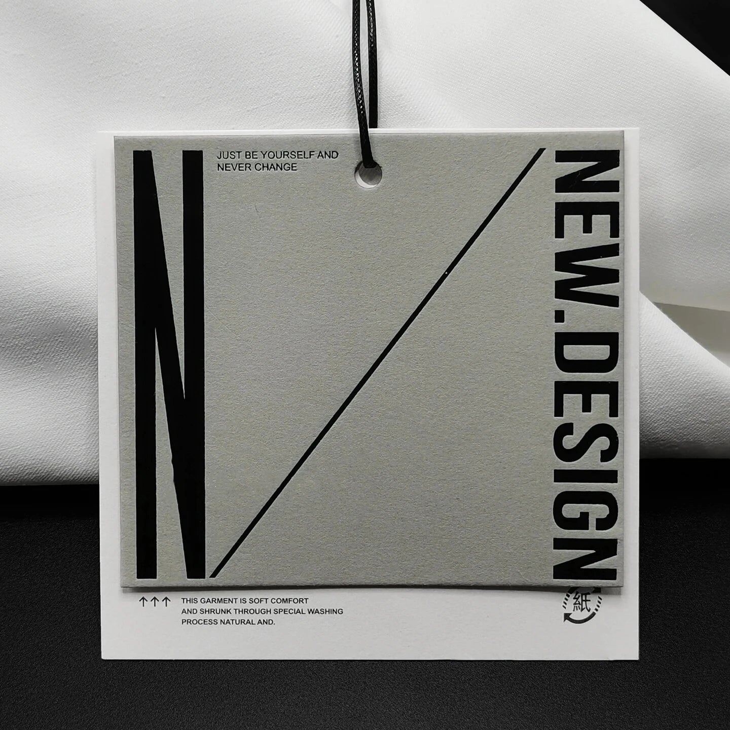 Thick Luxury Cardboard Custom Design Clothing Paper Swing Hang Tags Hangtags Garment Tags Hangtag Label Free Artwork Design