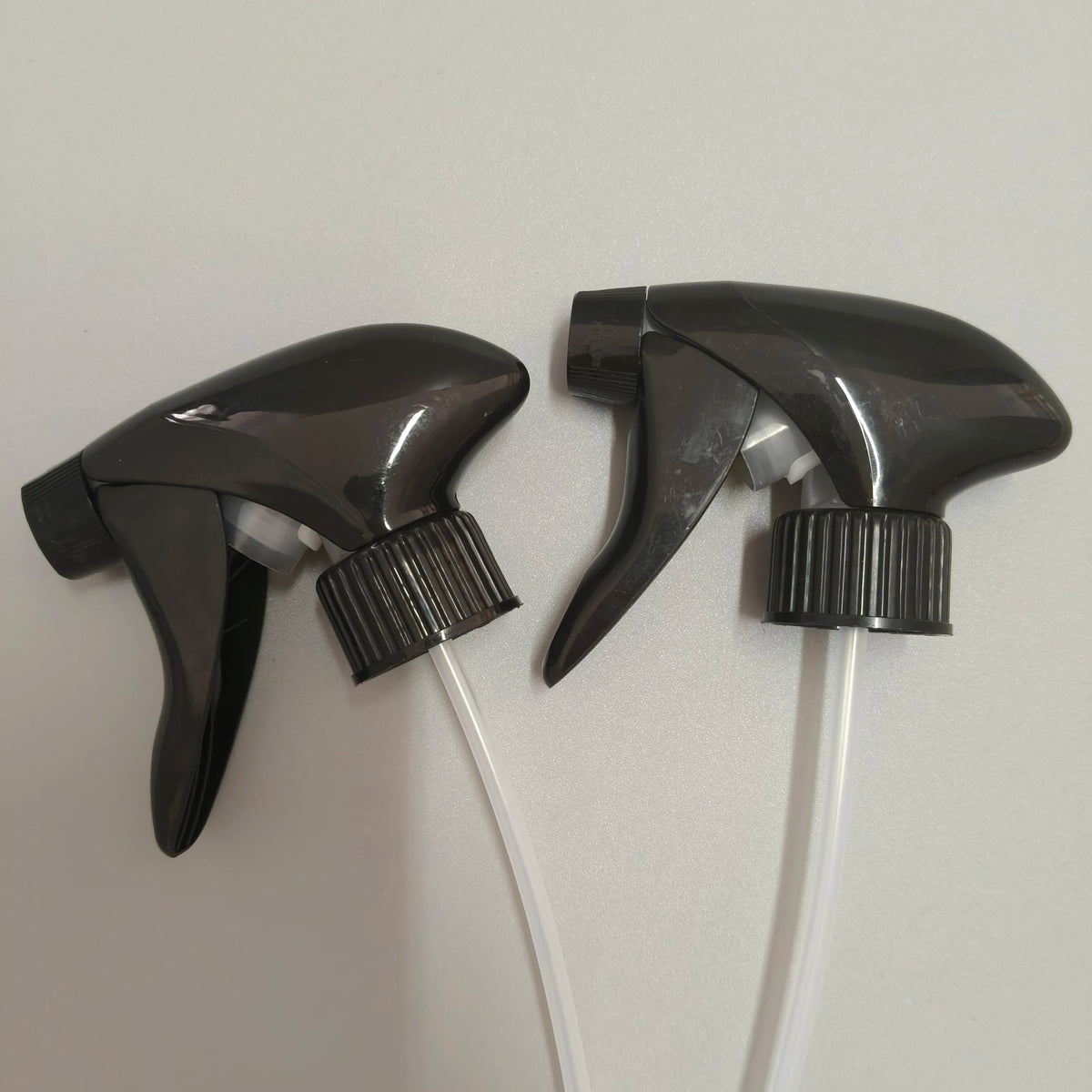 28/410 28/400 Black Full Plastic Trigger Pump Sprayer with Non-Spill Screw-On Closure YLO-TS-072 Model for Cosmetic Use
