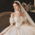 AL1118 2025 New Style One Shoulder Wedding Dress with Big Tail Retro Simple Thin Beaded Bridal Dress Crystal Ruffles Decoration