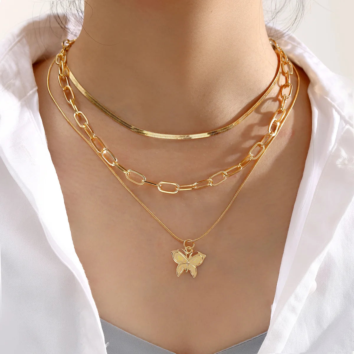 HZS-18 Wholesale Initial Necklaces Jewelry for Women Multi 3 Layers Metallic Chain Alloy Gold Butterfly Pendant Necklace