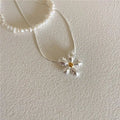Chic S925 Sterling Silver Beautiful Daisy Flower Pendant Snake Necklace for Lady