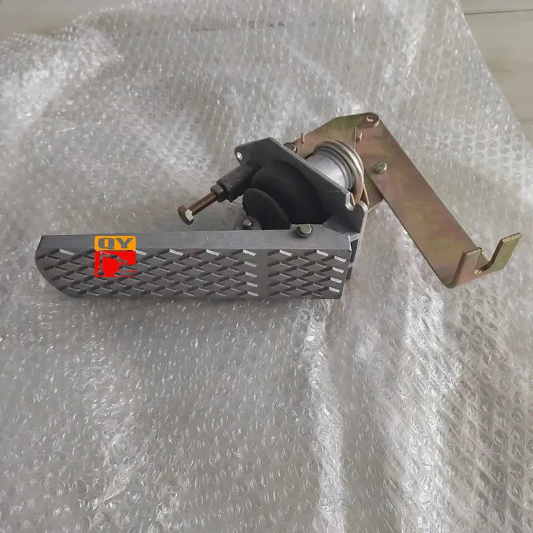 China-Made 417-43-11210 Pedal Assembly WA470 WA320 Construction Machinery Spare Part for Wheel Loader