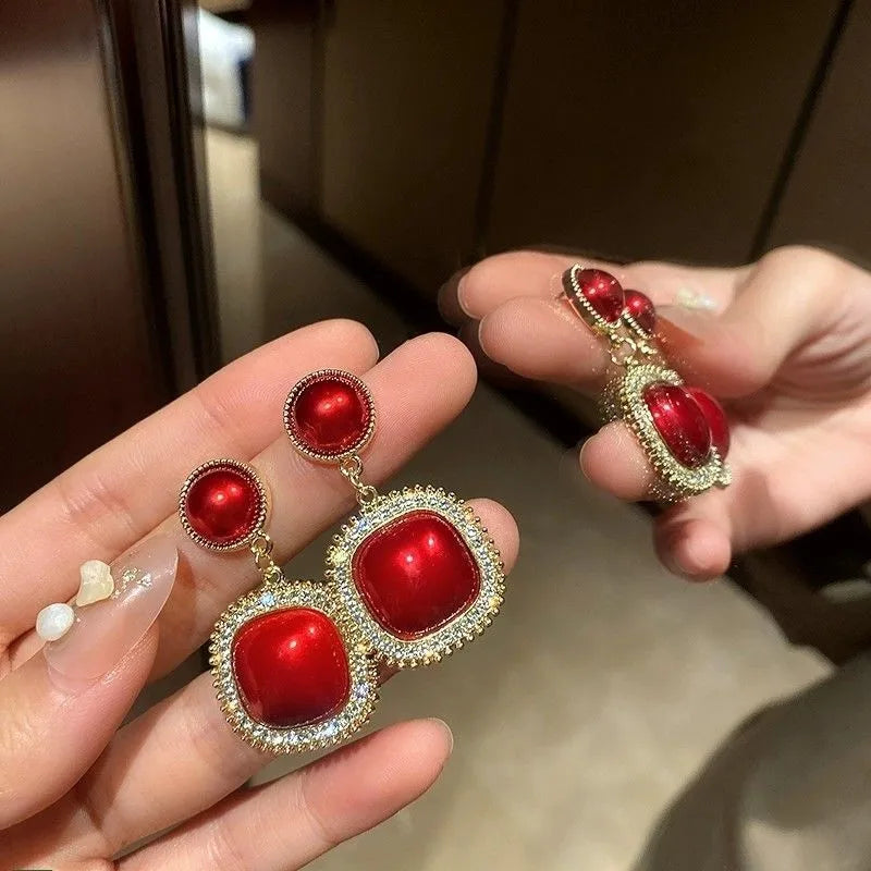 AA00962 Korean East Square Alloy Pearl Diamond Geometric Earrings Versatile Temperament