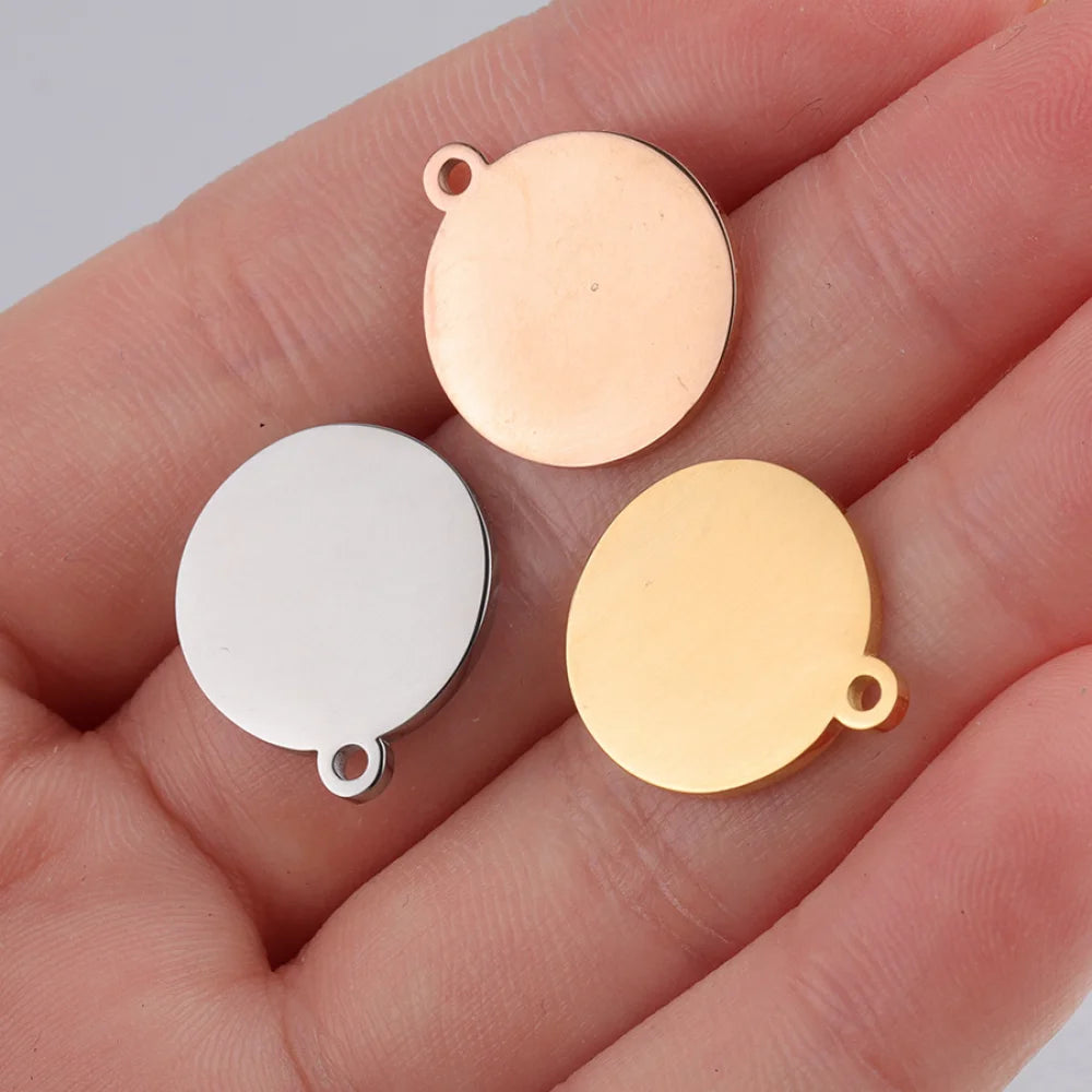 Right Grand DIY Round Letter Name Plate Stainless Steel Disc Jewelry Manufacturer Custom Logo Pendant