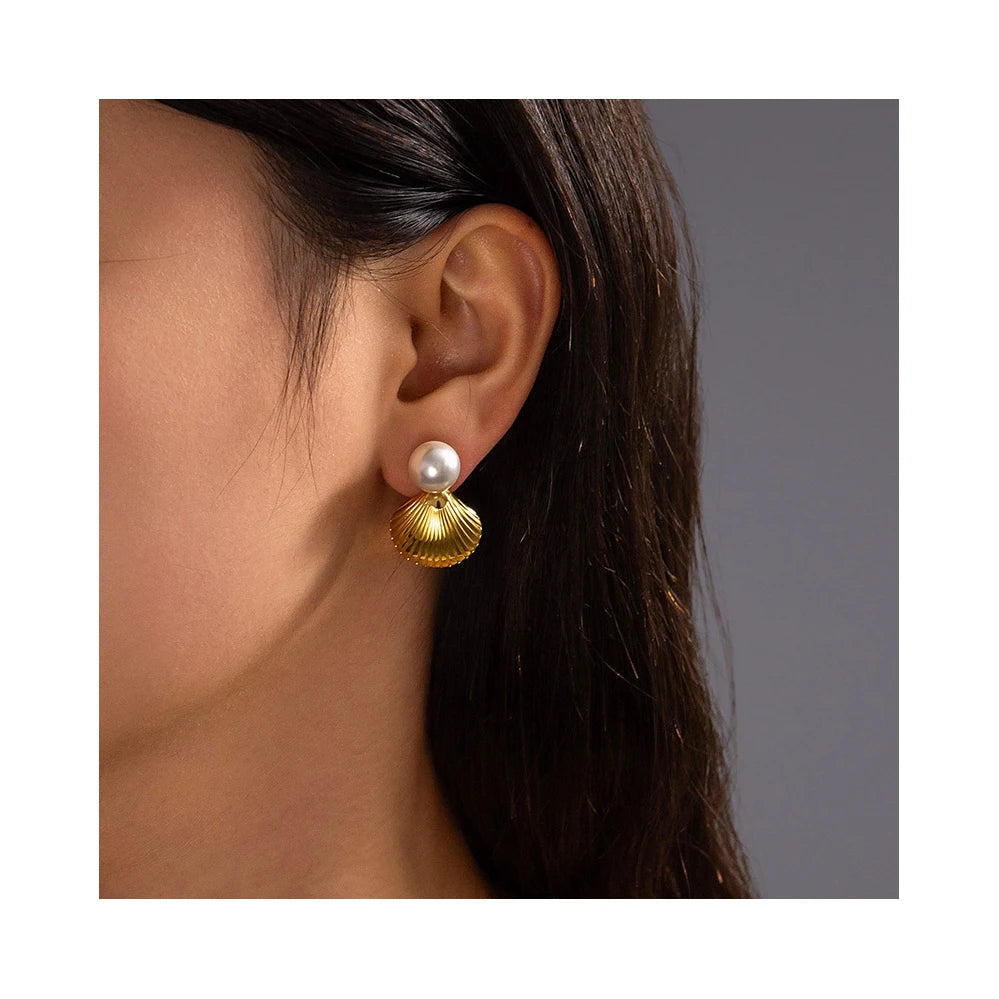 ERESI Wholesale New Arrival PVD 18K Gold Plated Stainless Steel Jewelry Pearl Scallop Stud Shell Texture Earring for Women