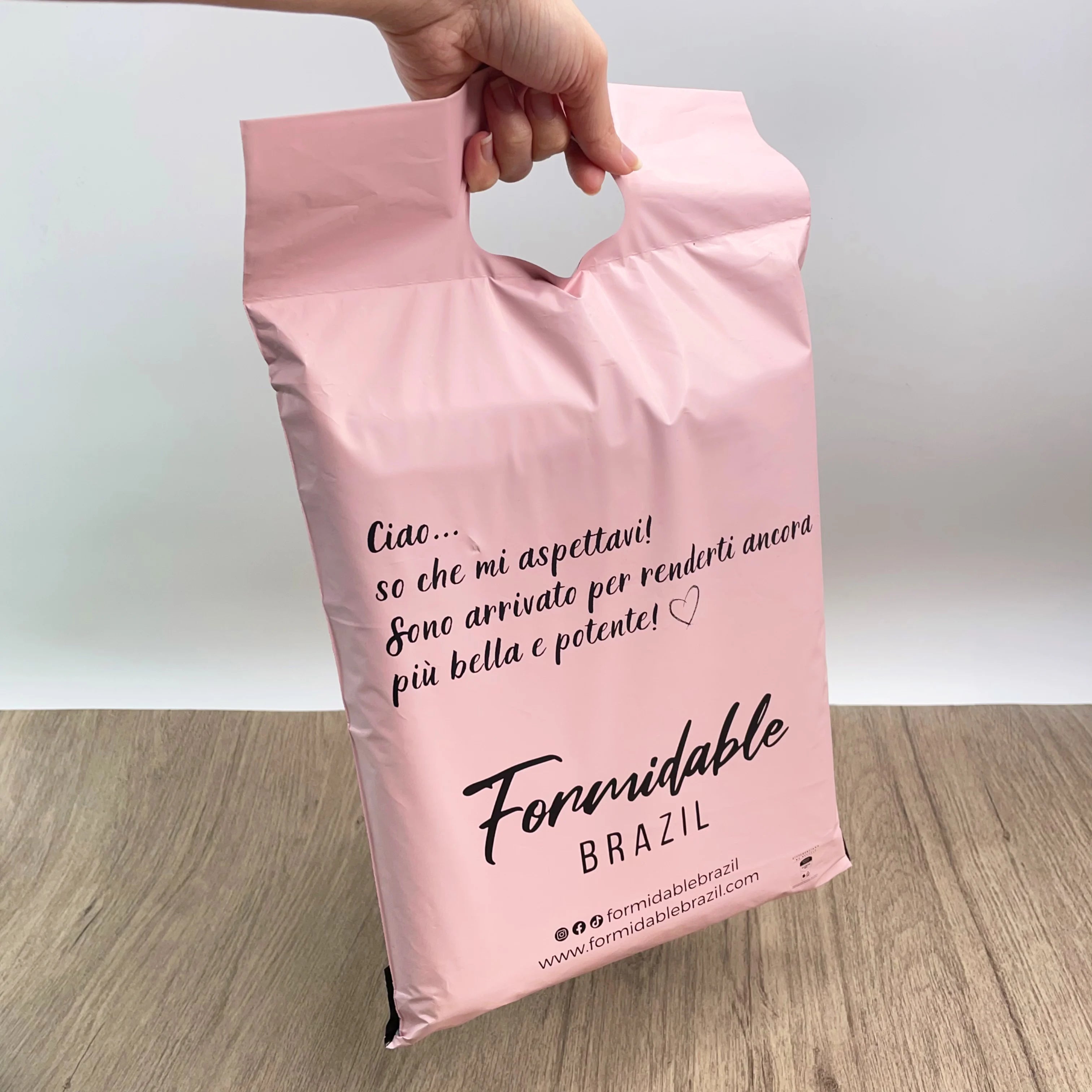 100pcs Customized Logo Matte Pink Handle Poly Mailer Bag Clothing Packaging Portable Plastic Shipping Bags