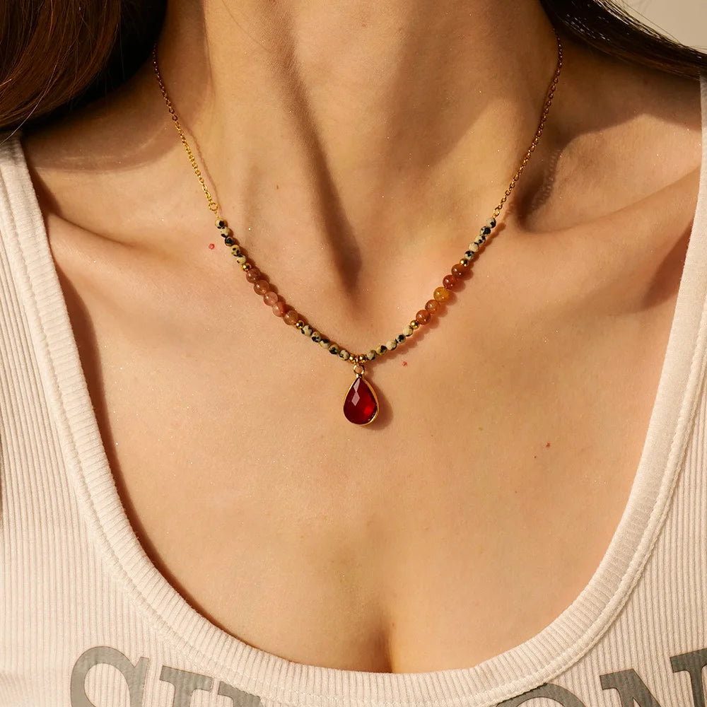 Summer New Fashion Women's Stainless Steel Pendant Necklace Teardrop Red Zircon with Gold Plating Trendy Beaded Style