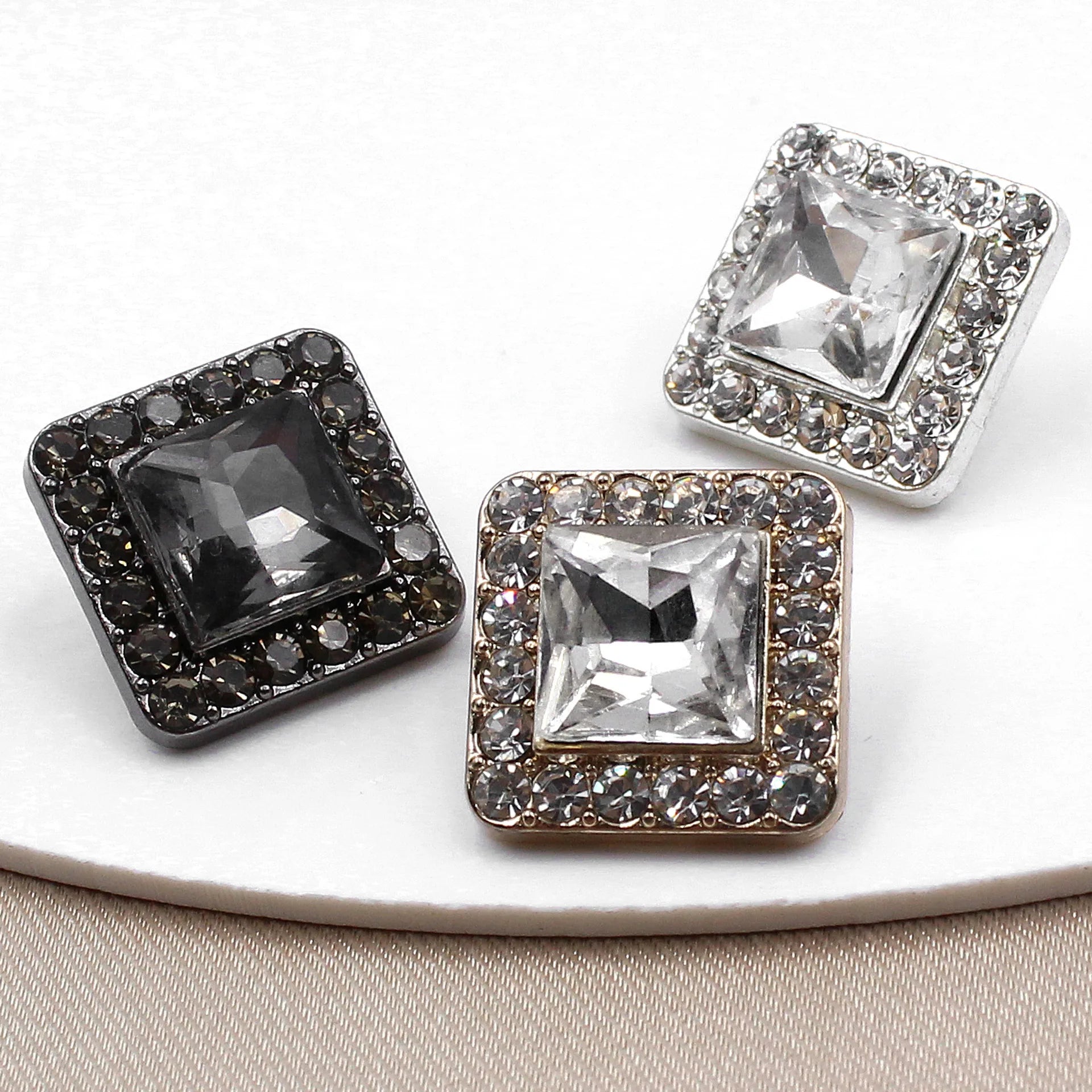 RB005 Rhinestone Button Gold/silver Sole Plated Button Full of Diamond Personality Accessories Clothing Accessories