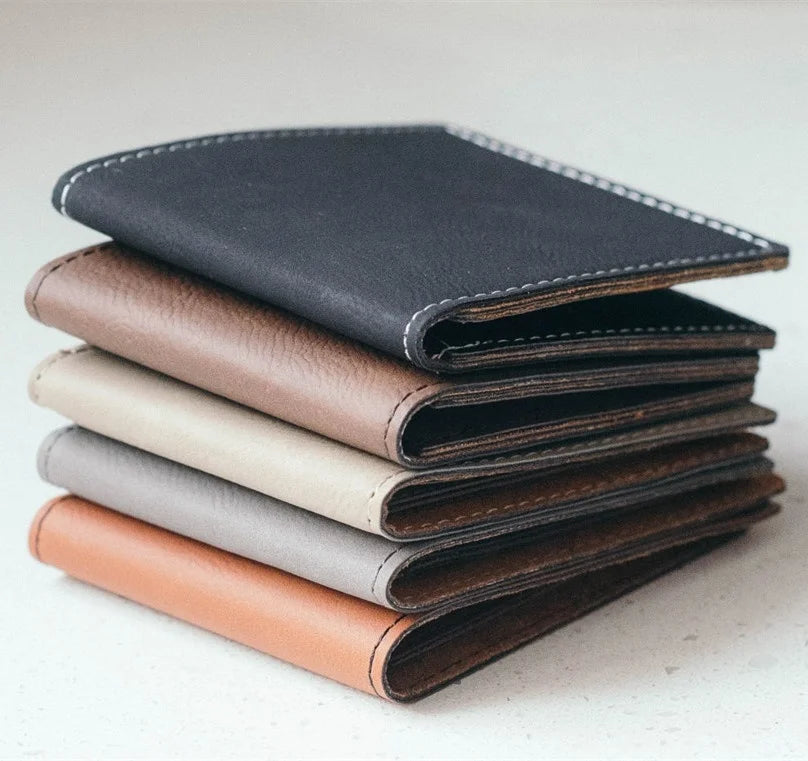 Custom Men's Short Brown Full Grain Leather Bifold Card Wallet RFID Feature Crazy Horse Matte Leather with Credit Holder