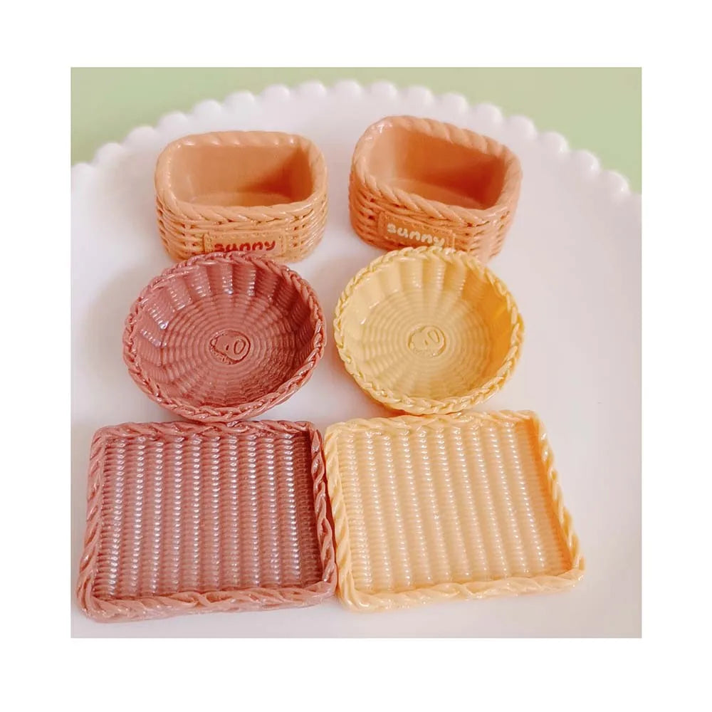 100pcs DIY Miniature Doll House Simulation Bread Basket Small Bamboo Tray Model for Fairy Garden Dolls Accessories Decoration