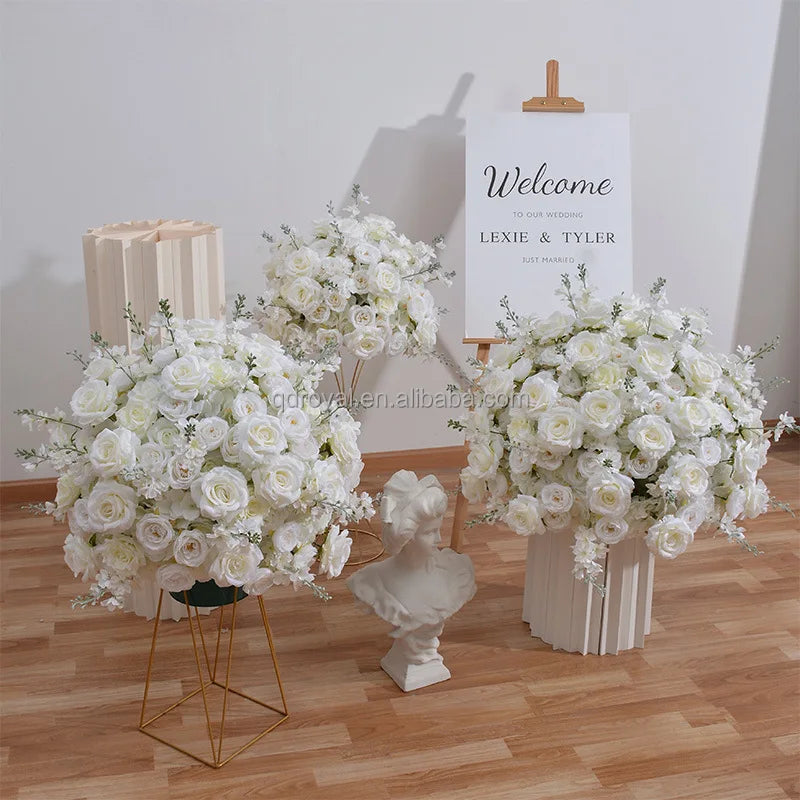 Best Selling Wedding Flower Arrangement Handmade Floral Silk Wedding Table Artificial Red White Rose Centerpiece Flower Ball