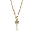 Rice Grain Fresh Water Pearl Small Daisy Flower Necklace Femininity Net Red Fresh Water Shell Collarbone Chain Design Sense
