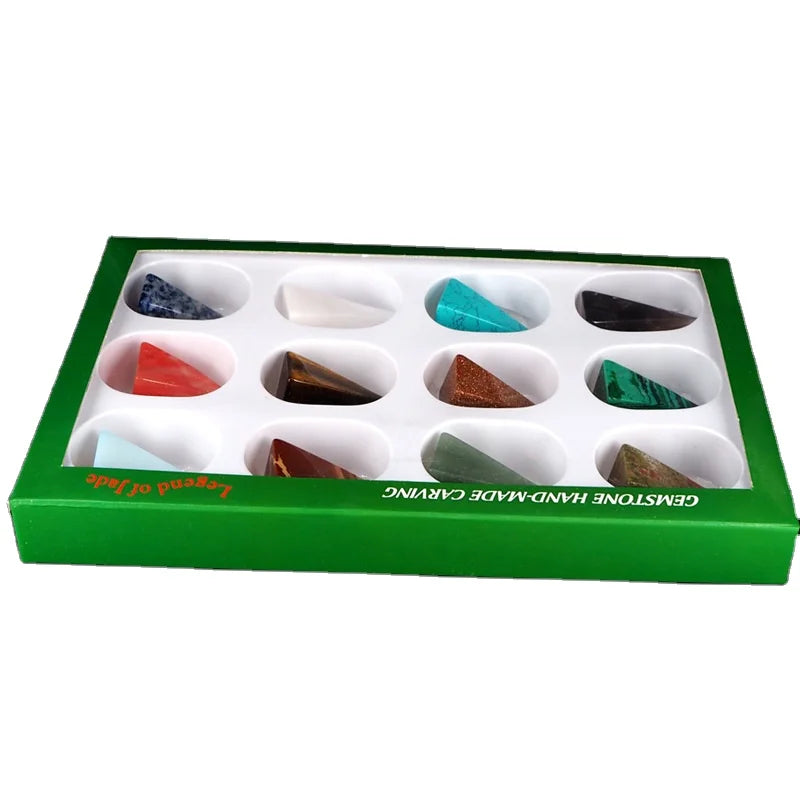 Huiying Bulk 28*50mm Carving crystals healing stones Feng Shui Crafts Natural Stone Pyramid Figurine set Crafts