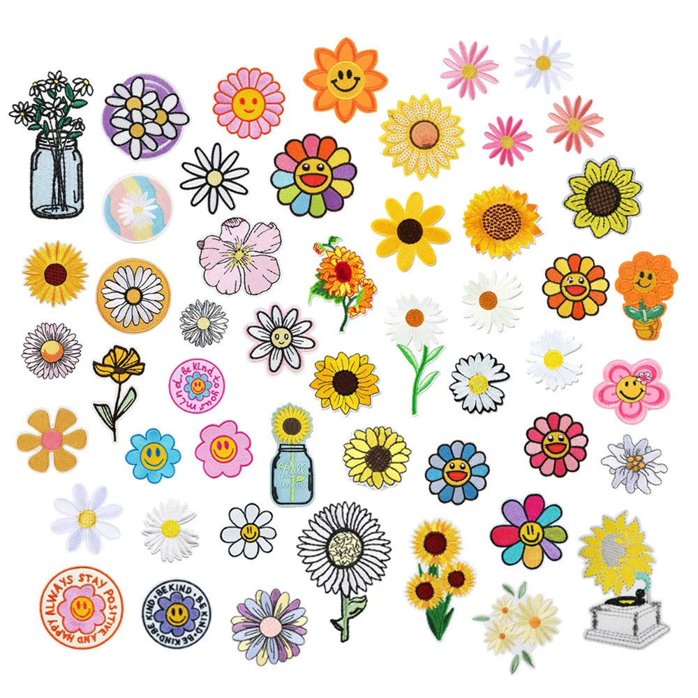 Hot Sale Cute White Orange Color Iron on Embroidery Daisy Flower Sunflower Patch for Hat Bag Clothes