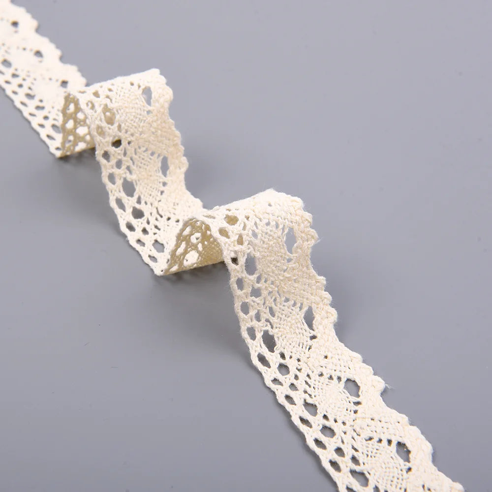 OEM Embroidery Lace Polyester Cotton Skin-friendly Border Crochet Lace Trim for Clothing