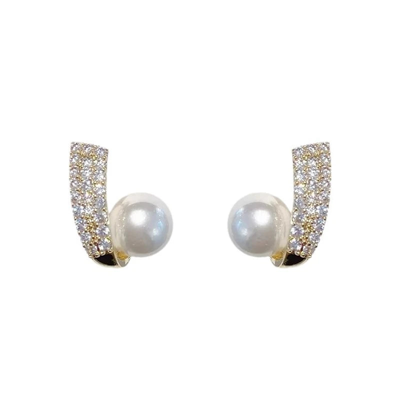 Korean Retro Luxury 925 Silver Stud Earrings Natural Water Pearl & Zircon Ins Gold Plated for Weddings