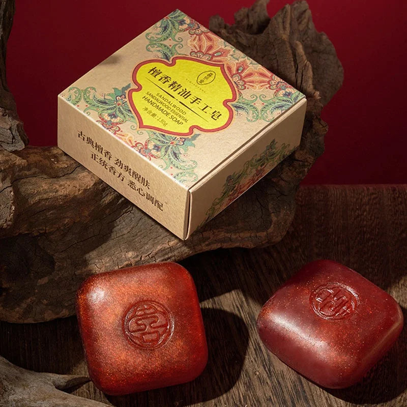 OEM/ODM 130g Sandalwood Essential Oil Handmade Soap Washing Face Bathing Wooden Agarwood Oil Control Soap Hand Gift MegaBDM