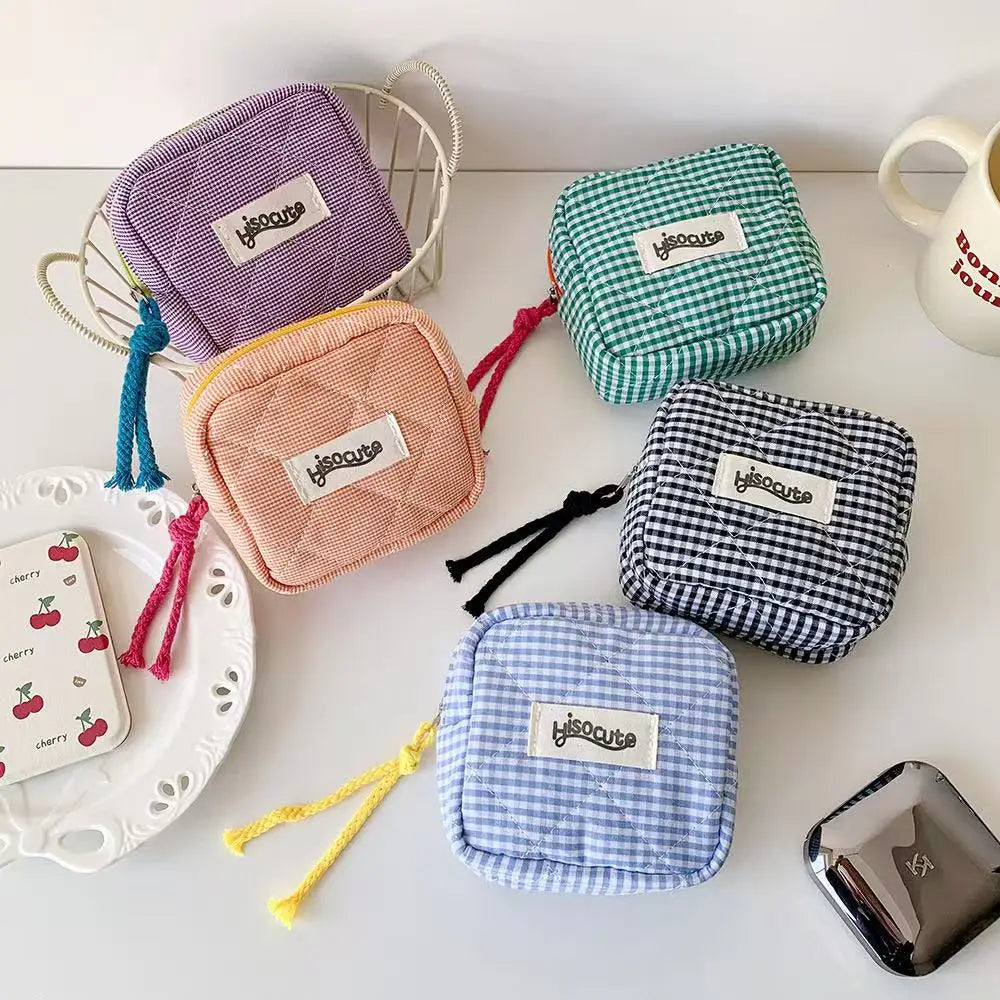 Design Makeup Bag Plush Material Beauty Supplies Storage Bag Travel Portable Storage Bag