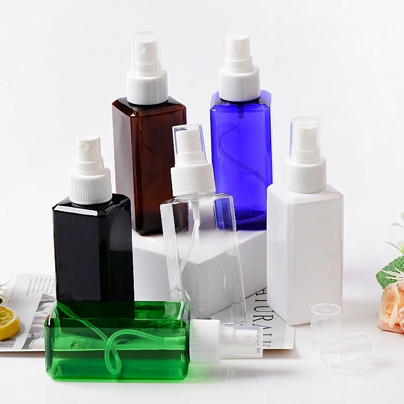 In Stock Plastic 100ml Spray Bottles Empty Square Shape Amber Blue White PET Fine Mist Sprayer Applicator Cosmetic Toner Bottles