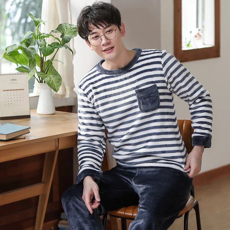 Men's Winter Printed PJ Set Home Wear Coral Fleece Pajamas for Adult Men Navy Striped Pajamas Set