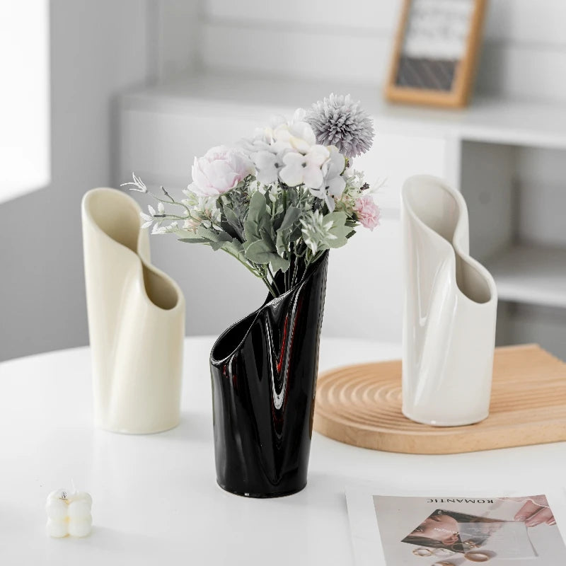 Hot Nordic Modern White Black for Home Decor Office Table Top Flower Vases Accessories Ceramic Vase