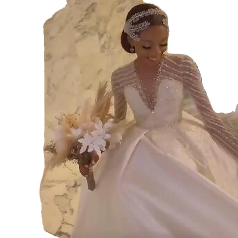 AL1465 Luxury Bride Wedding Dress 2023 Court Pearl Bead Long Sleeves Detachable Classic 2 1 Train Lace for Weddings Dubai