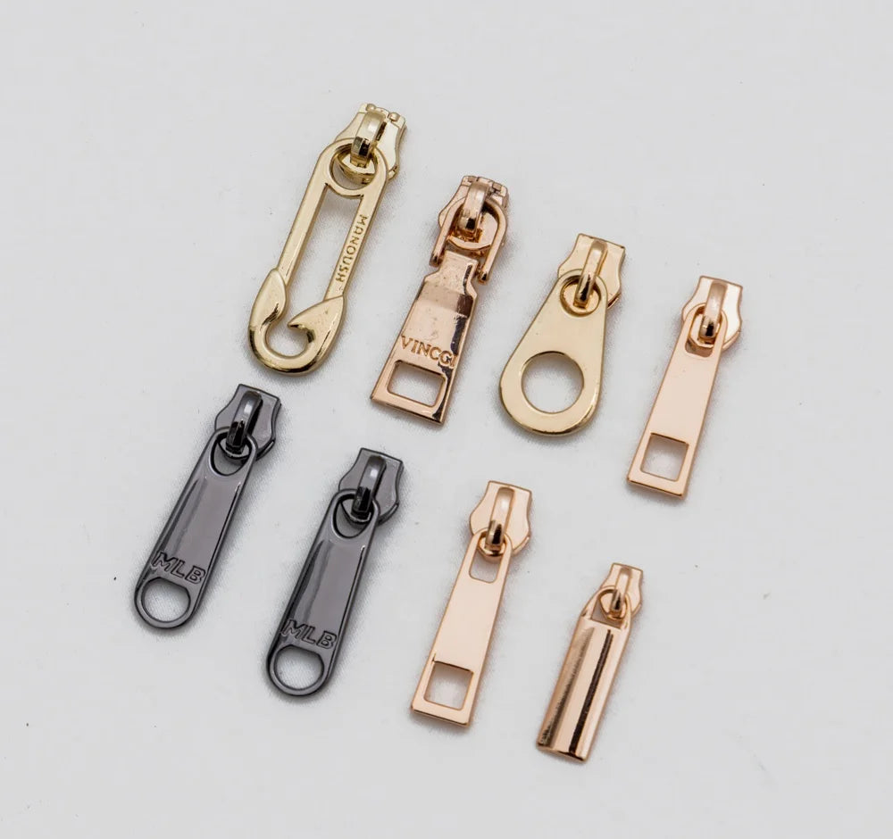 Wholesale Custom Gold Bag Zip Pulls Zipper Puller Brand Logo Engraved Metal Zipper Pulls for Handbags Purse