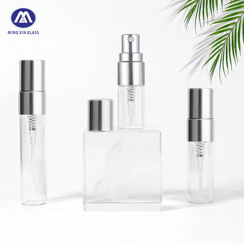 Factory Wholesale 5ML & 8ML Mini Flat Glass Perfume Bottles 5ML Pump Sprayer with Flat Seal New Design for Perfume Spray