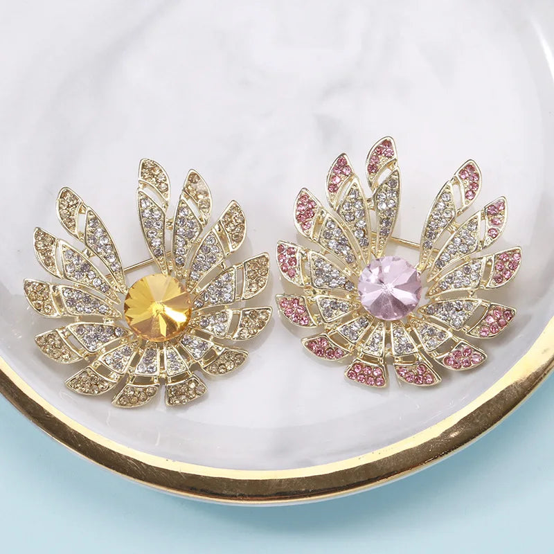 Fashion Accessories Kids Acrylic Brooch Pin Rhinestone Flower Wedding Party Gift Decoration Mainly Used Clothes Bags Alloy